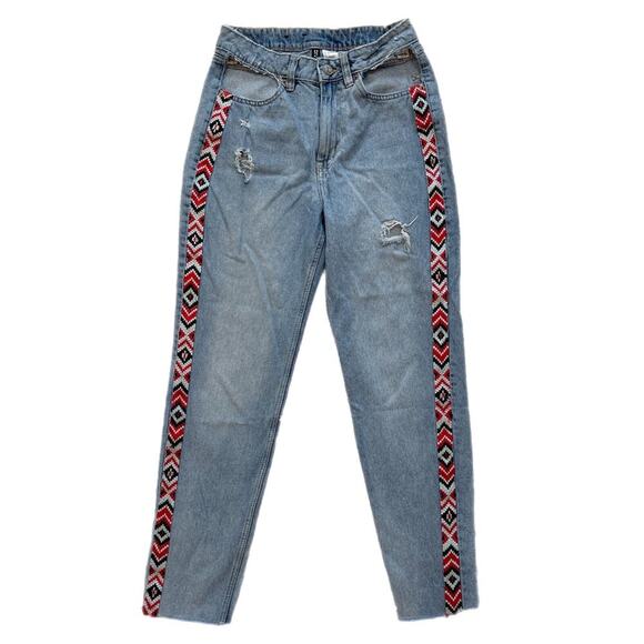 H&M Divided Women Slim Mom Jeans 4 Embroidered Distress Ankle Raw Hem High Rise - Picture 1 of 9